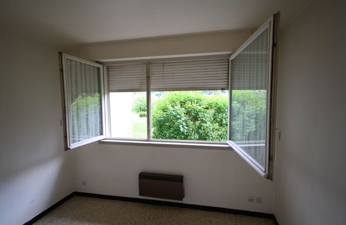 Studio de 20m2 à louer sur Sainte-Colombe — photo 4