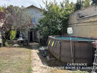 Maison de caractère et de ville à rénover -  5 pièces - Au coeur de SAINT JEAN D'ANGELY (17) — photo 2