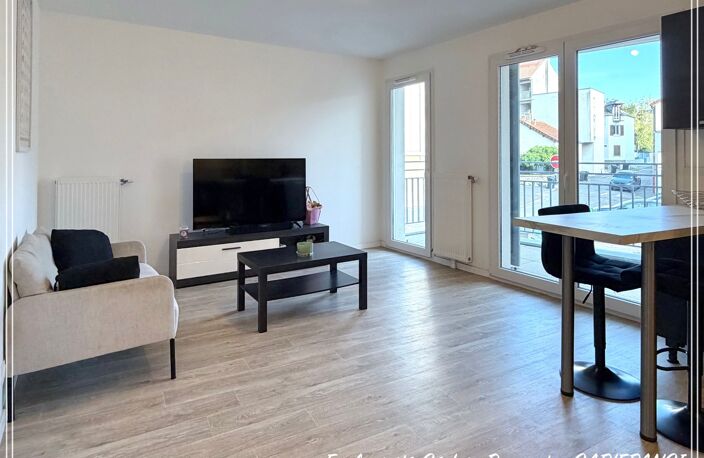 Appartement à vendre 2 pièces COULOMMIERS centre ville (77) - Balcon - Parking - Cave — photo 4