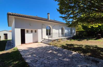 Pavillon Plain-Pied sur terrain clos et arboré, 3 chambres, proche bus et commerces — photo du bien