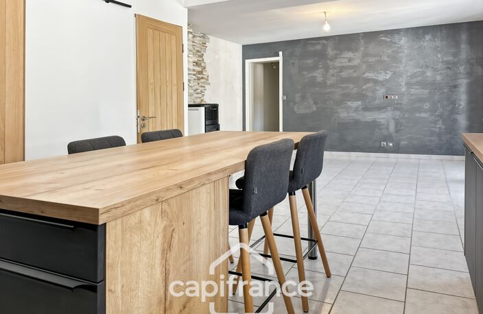 Maison à vendre 4 pièces LA SUZE SUR SARTHE (72) — photo 2