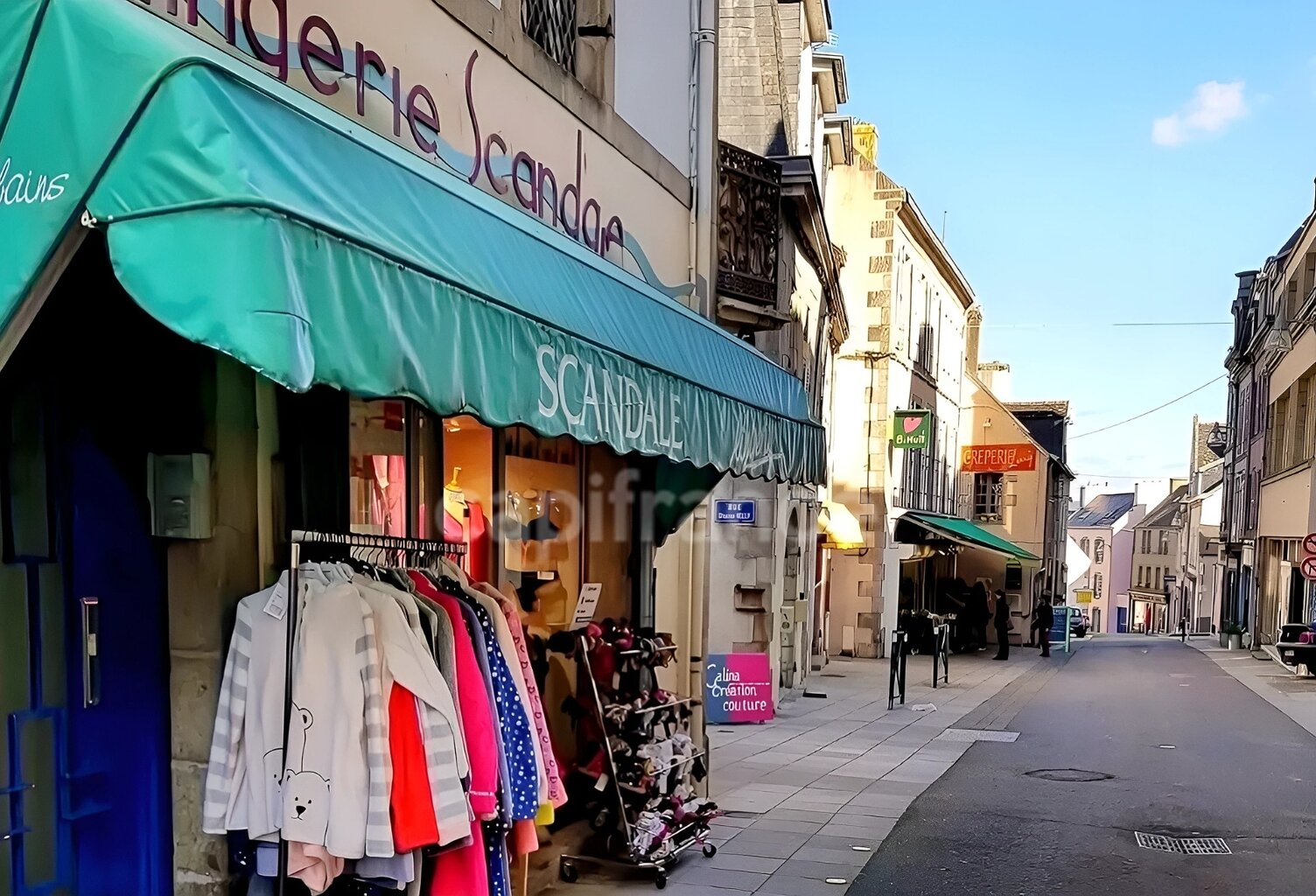 À vendre – Fonds de commerce de lingerie féminine haut de gamme à DOUARNENEZ(29) — photo 1