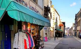 Commerce 2 Pièces 70 m² à vendre à Douarnenez (29100)