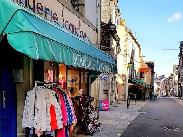 À vendre – Fonds de commerce de lingerie féminine haut de gamme à DOUARNENEZ(29) — photo du bien