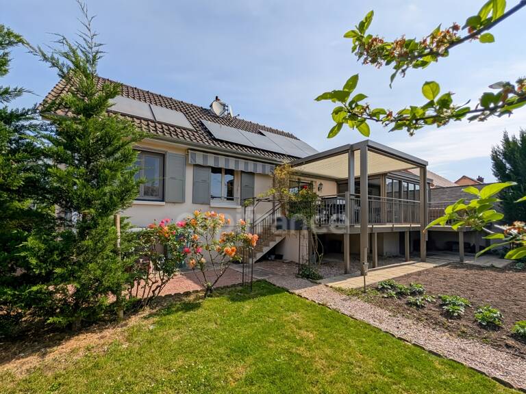 Chalon-Sur-Saône (71) Maison à vendre de 149,60 m² 6 pièces terrain de 568 m² panneaux Photovoltaïques-climatisation — photo 1
