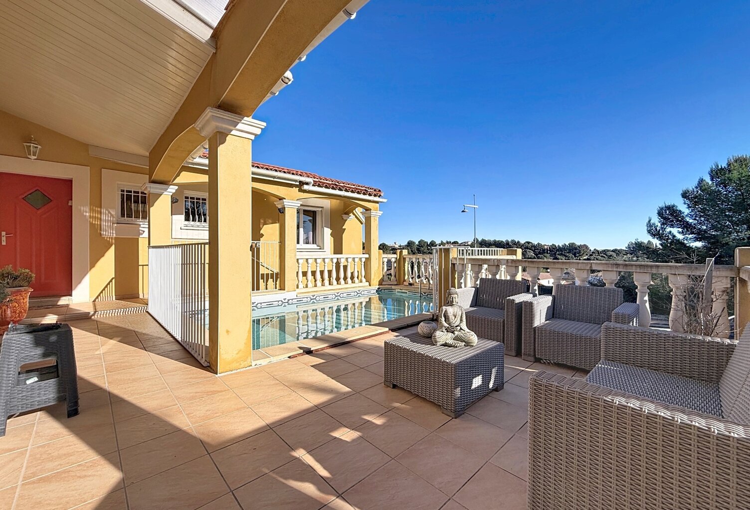 Maison à vendre 7 pièces 166 m2 JUVIGNAC (34) FONTCAUDE - Terrasse / Piscine - Double garage + Sous sol 121 m2 - Terrain clos — photo 1