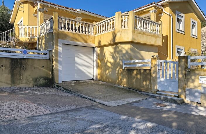 Maison à vendre 7 pièces 166 m2 JUVIGNAC (34) FONTCAUDE - Terrasse / Piscine - Double garage + Sous sol 121 m2 - Terrain clos — photo 5