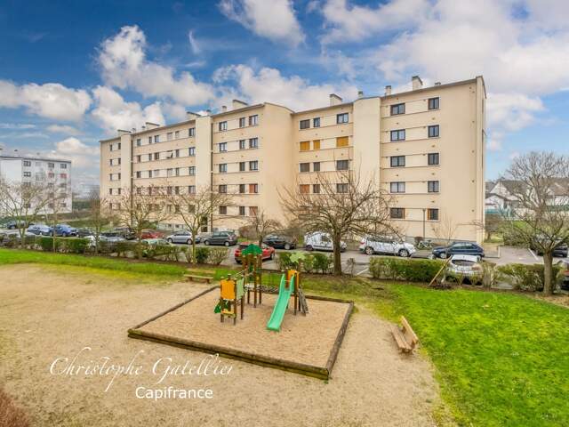 Appartement 2 chambres - Cave - parking - gare à pied — photo du bien