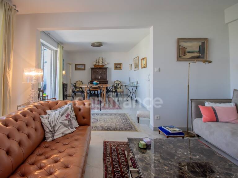 ROYAN – BEAU T3 DE 98 m² AVEC GARAGE ET CAVE À 650 M DE LA PLAGE — photo 1