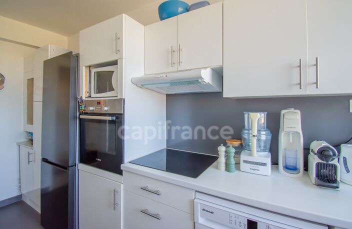 ROYAN – BEAU T3 DE 98 m² AVEC GARAGE ET CAVE À 650 M DE LA PLAGE — photo 4