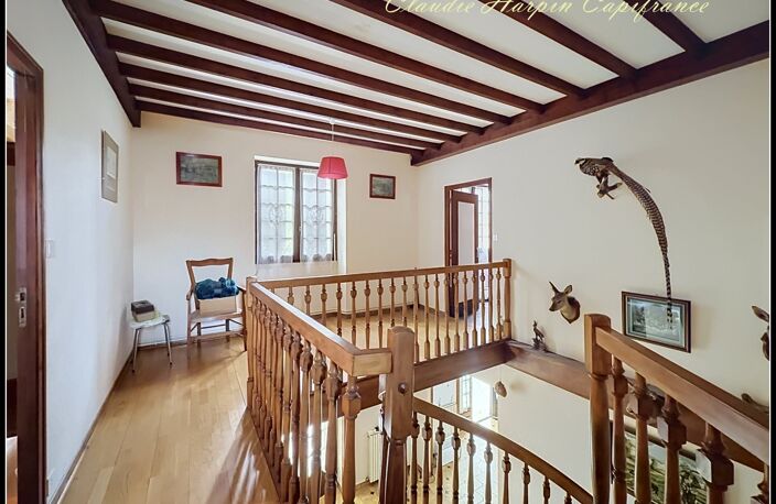 Maison à vendre 6 pièces  (79) LA FOYE MONJAULT 4 chambres terrain environ 2360 m² — photo 2