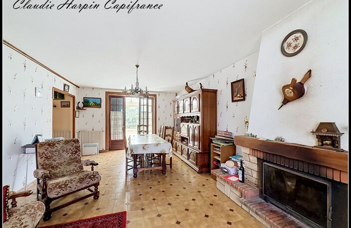 Maison à vendre 6 pièces  (79) LA FOYE MONJAULT 4 chambres terrain environ 2360 m² — photo 4