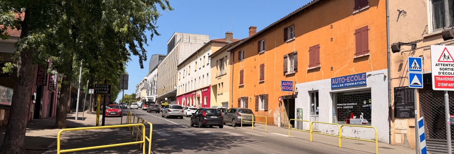 Commerce 3 Pièces 129 m² à vendre à Villefranche-sur-Saône (69400)