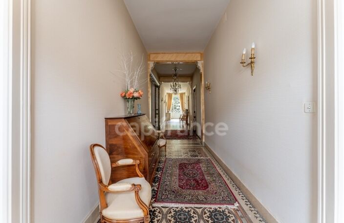 Demeure d'exception en pierre - 11 pièces - 400m² - Grand jardin arboré - Parcelle 1700m² — photo 4