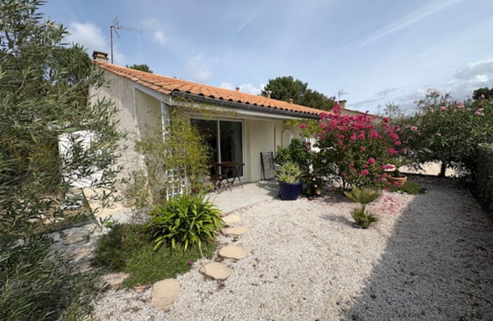 A vendre - Maison de plain pied de 146 m² - garage aménagé — photo 3