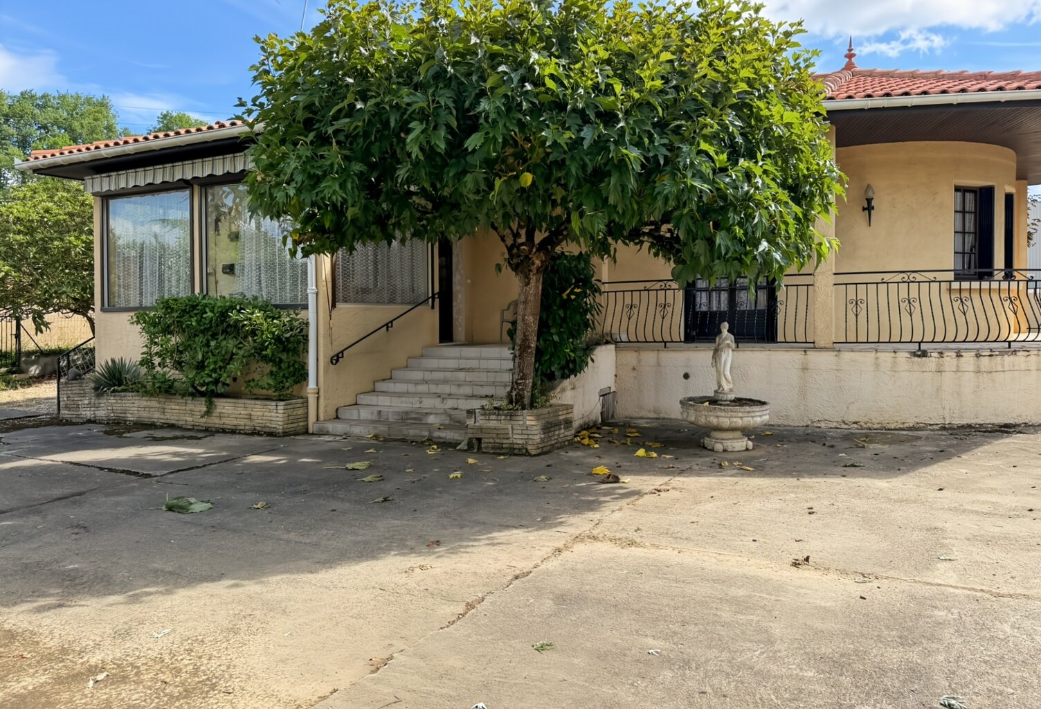 Maison 6 pièces de 133 m² à Montréal (32) — photo 1