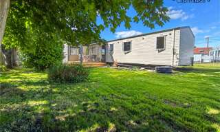Maison  614 m² à vendre à Cappelle-Brouck (59630)