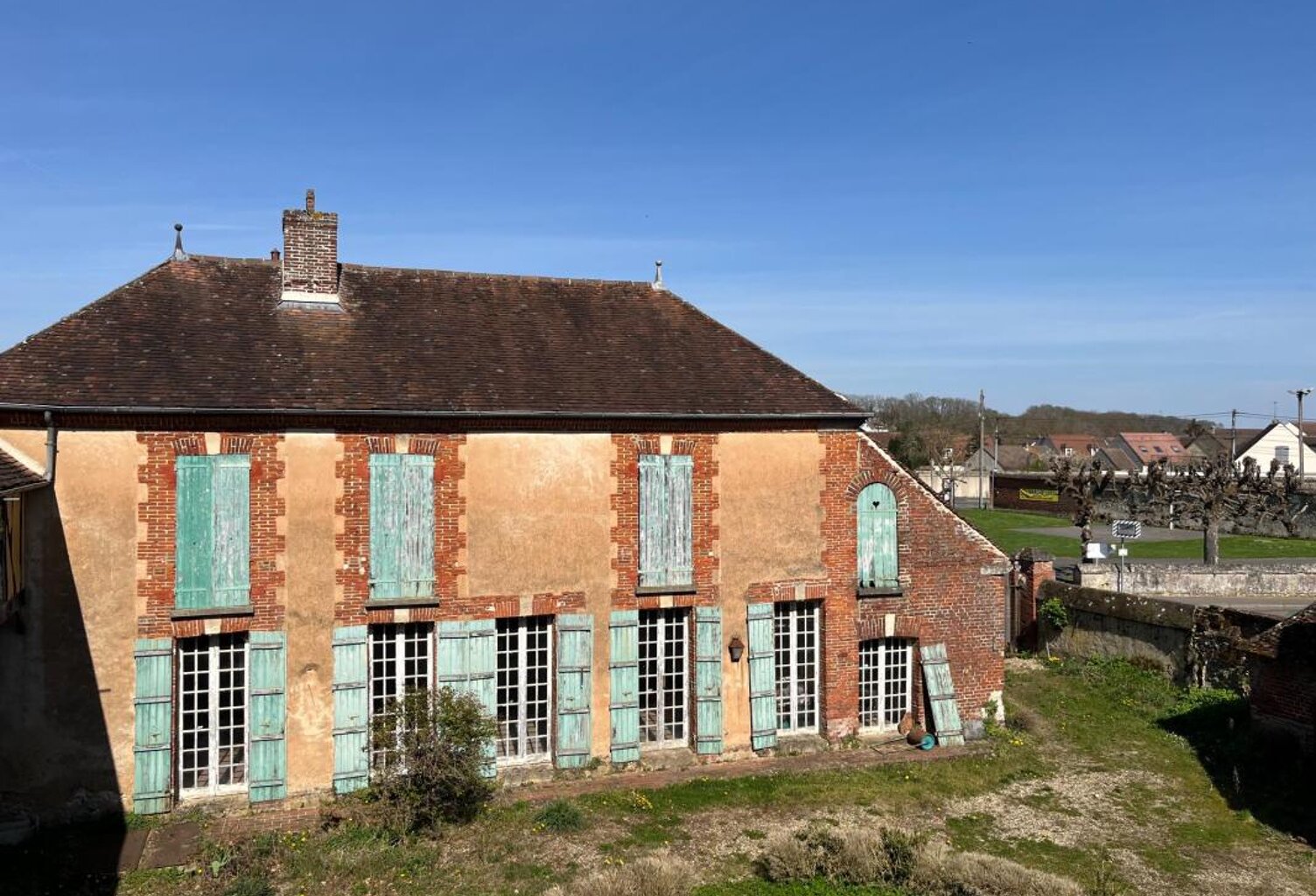 WARLUIS (60) - Maison 3p - 160m² — photo 1