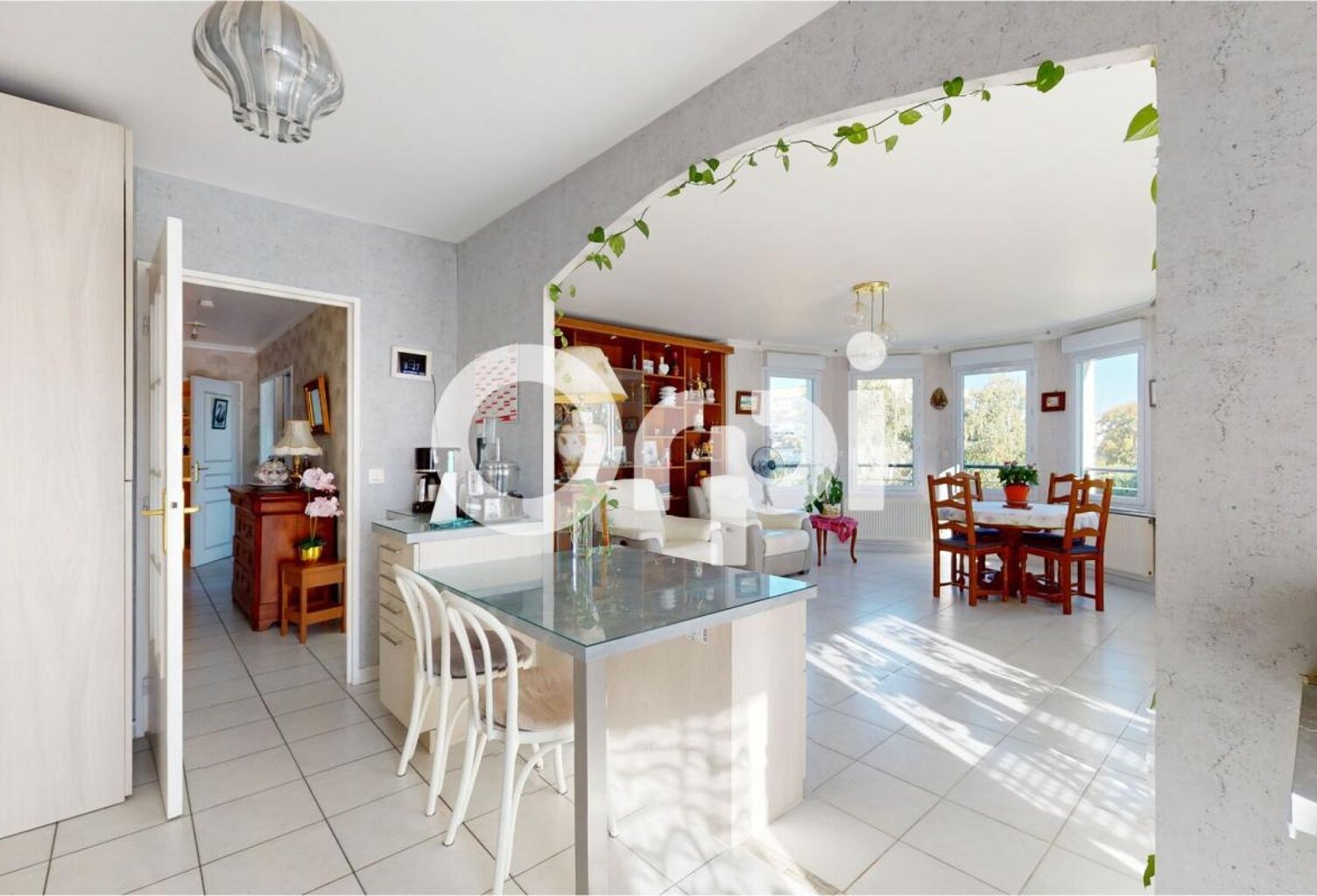Appartement T3 dans une belle copropriété arborée du fort de Bron — photo 1