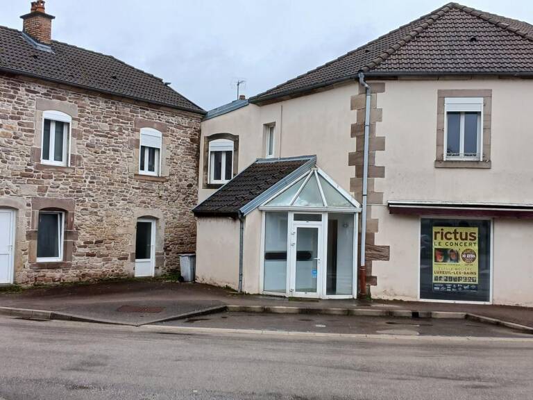 Appartement et local — photo 1