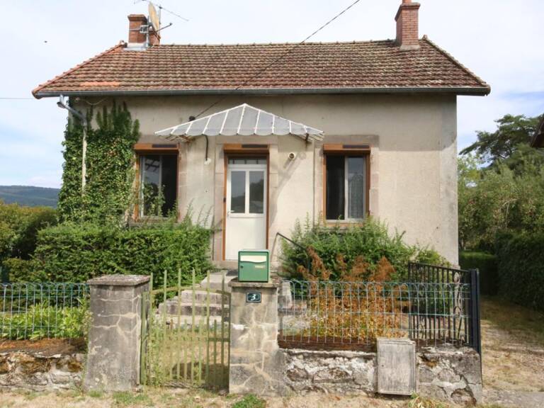 Petite maison à rénover dans la vallée du Mesvrin — photo 1