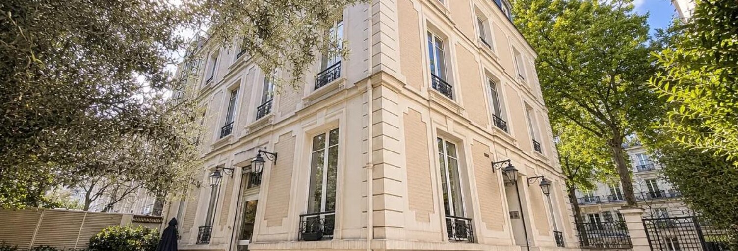 Bureau  611 m² à louer à Paris 17 (75017)
