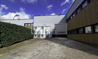 Local industriel  1270 m² à louer à Villeneuve-la-Garenne (92390)