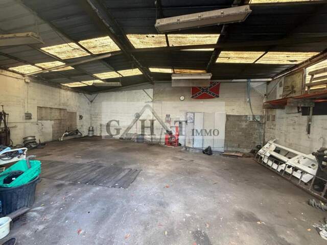 A VENDRE ENTREPOT BUREAU SAINT MAUR DES FOSSES — photo du bien