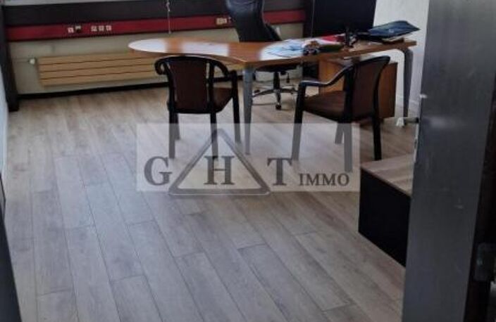 BUREAU 180 M² A LOUER A MEAUX — photo 5