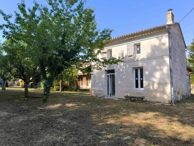 Maison de 6 pièces de 145 m² à Lugaignac — photo du bien