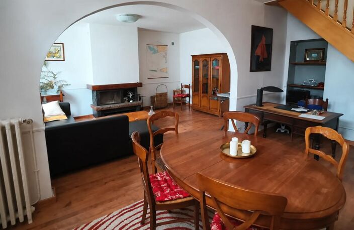 Maison de 9 pièces de 149 m² à Loir en Vallée — photo 4