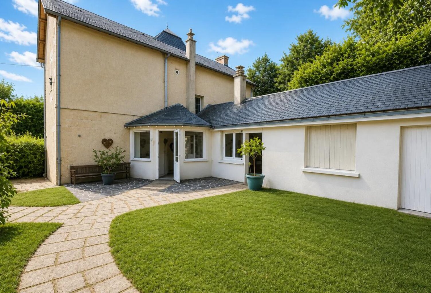 Maison de 9 pièces de 149 m² à Loir en Vallée — photo 1