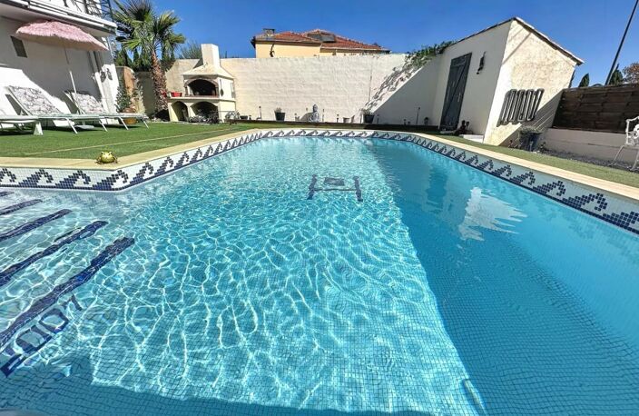 Maison rénovée 142 m² piscine et garage à Maraussan — photo 4