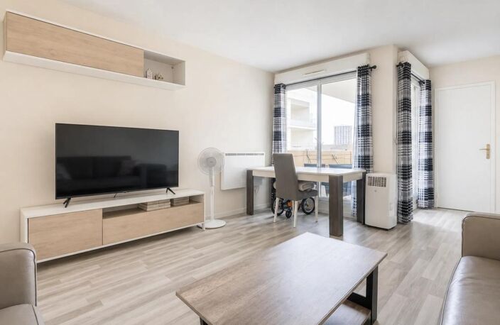 Appartement 3 pièces de 59 m² à La Courneuve — photo 4