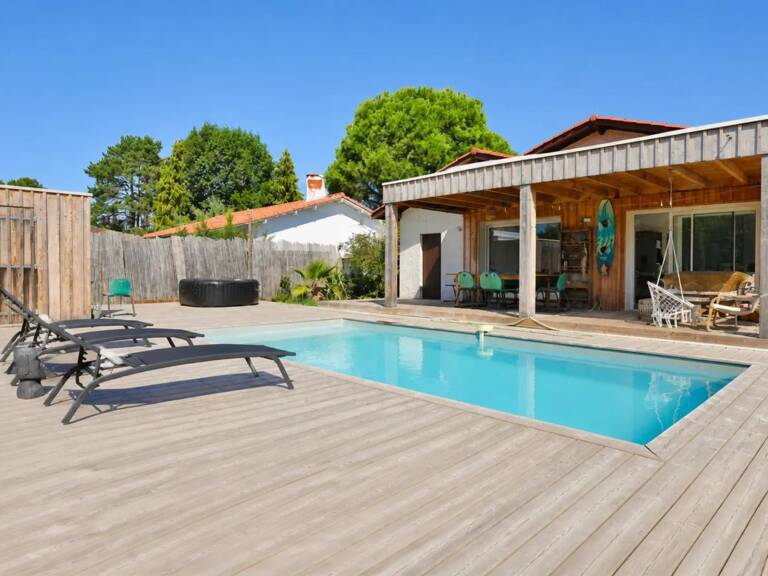 Maison de 7 pièces de 140 m² à Arès — photo 1