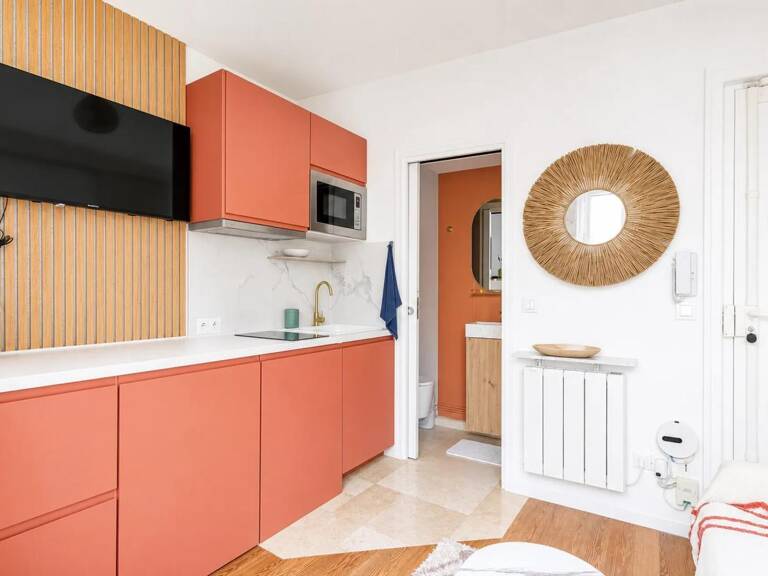 Studio 11m² rénové à Paris 10e — photo 1