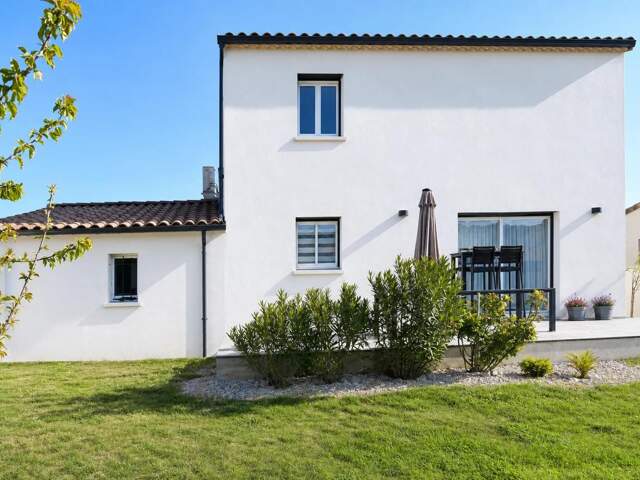 Villa contemporaine 128 m² à Piolenc — photo du bien