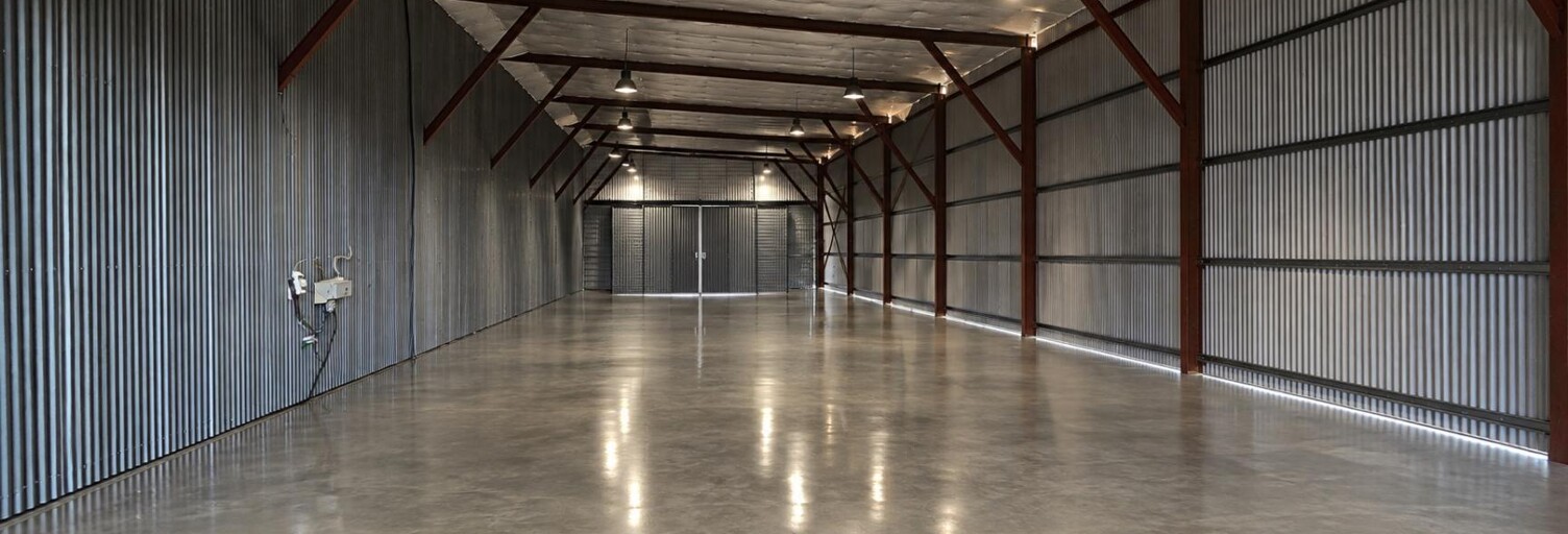 Local industriel 1 Pièce 396 m² à louer à Saint-Louis (97450)