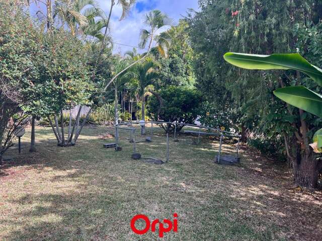 À VENDRE – TERRAIN CONSTRUCTIBLE À LA PLAINE SAINT-PAUL — photo du bien
