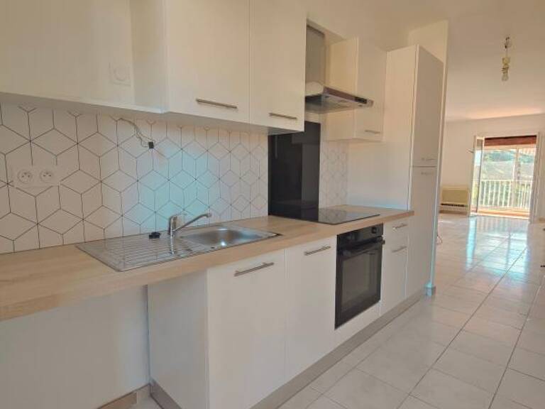 SIX FOURS LES PLAGES - Bel appartement T3 de 57m² cave balcon loggia et clim — photo 1