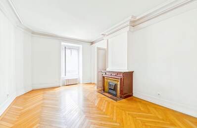 Appartement À Vendre — photo du bien