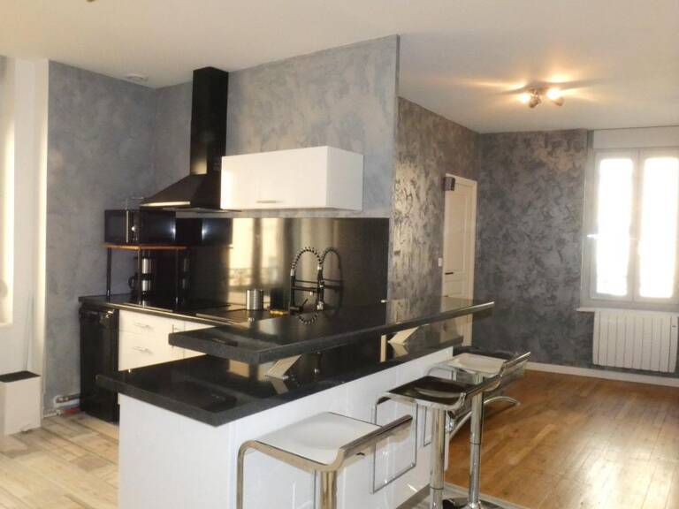 OULLINS - TYPE 2 MEUBLE DE 34.60M² — photo 1