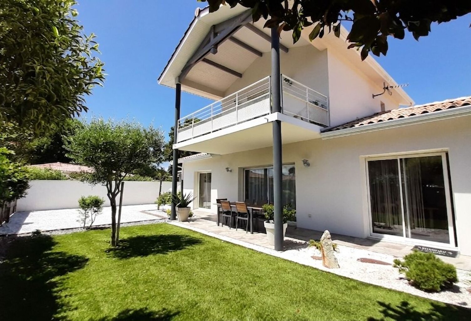 Maison contemporaine d'exception À Vendre — photo 1