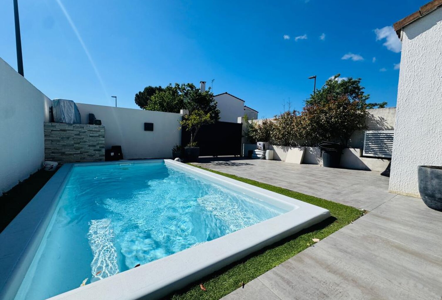 Maison en parfait état avec piscine au calme en bordure d'étang — photo 1