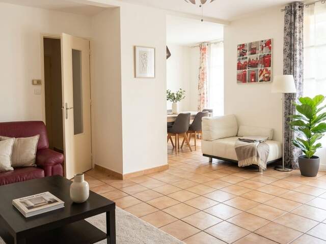 Appartement T5 de 95m² à vendre à La Seyne Sur Mer quartier Chateaubanne loué — photo du bien