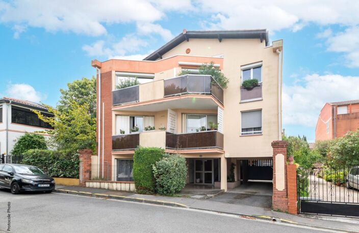 TOULOUSE GUILHEMERY / BONHOURE BEAU T5/6 DUPLEX AVEC BALCONS, TERRASSE, PARKINGS ET CELLIER — photo 5