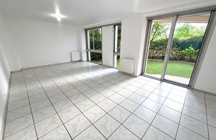 Appartement À Vendre — photo 2