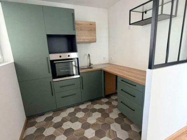 Appartement À Vendre — photo du bien