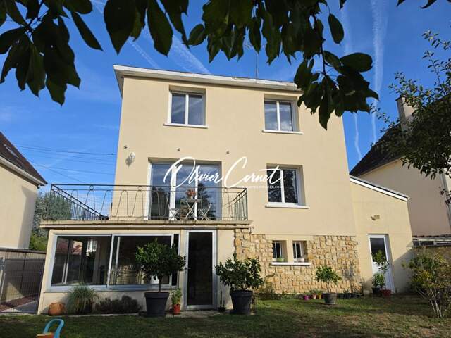 Maison familiale avec jardin et garage ? Tout à pied à Nogent-le-Rotrou — photo du bien
