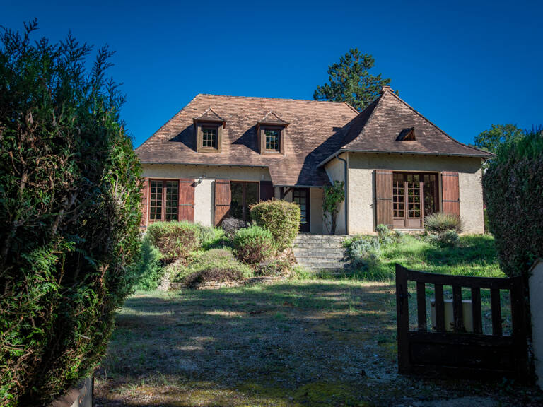Maison Perigourdine, 132m2 3 chambres, grande sous-sol, piscine, 1852 m2 — photo 1